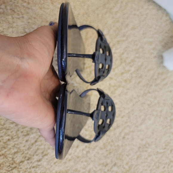 Tory Burch Miller Soft Patent Leather Sandals Metallic Navy Size 10.5 - Picture 8 of 17